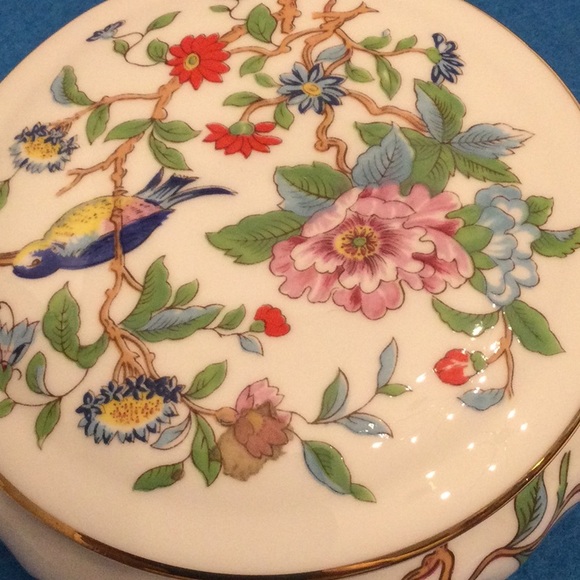 Aynsley Pembroke covered trinket dish - Picture 2 of 6